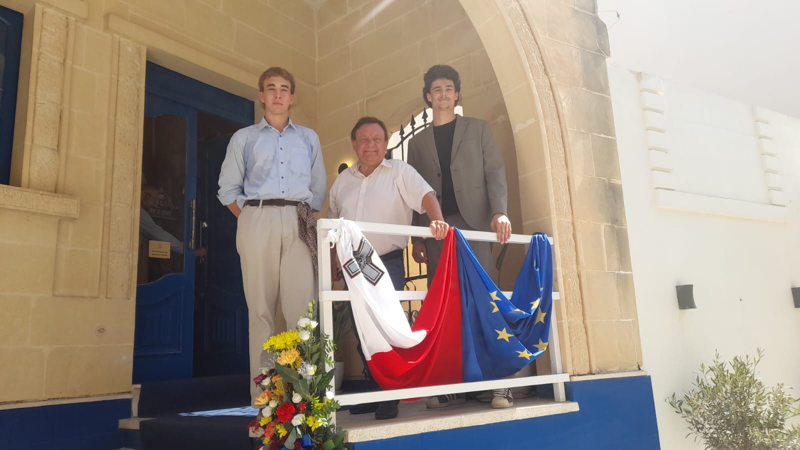 News | A Special Moment in Gozo: Presenting the iMEP 64 Resolution Booklet to President Roberta Metsola | Model European Parliament News | A Special Moment in Gozo: Presenting the iMEP 64 Resolution Booklet to President Roberta Metsola | Model European Parliament
